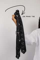 28 Pins Tie